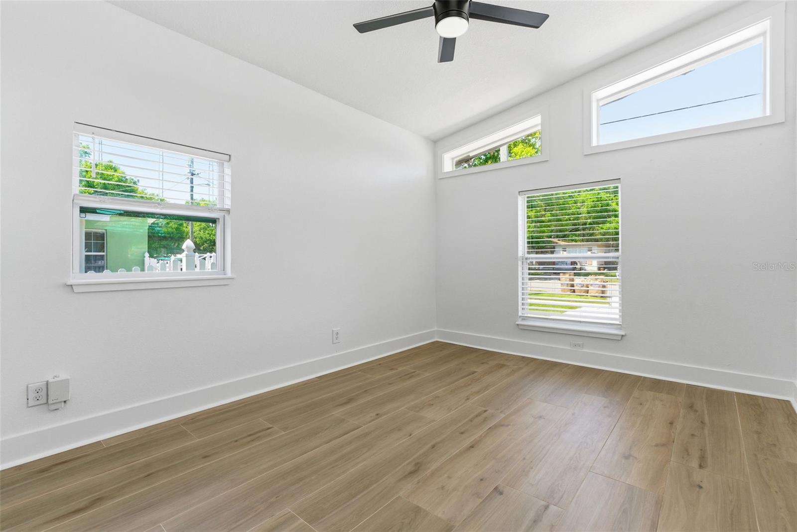 3916 IOWA AVE W, TAMPA, FL — photo 13