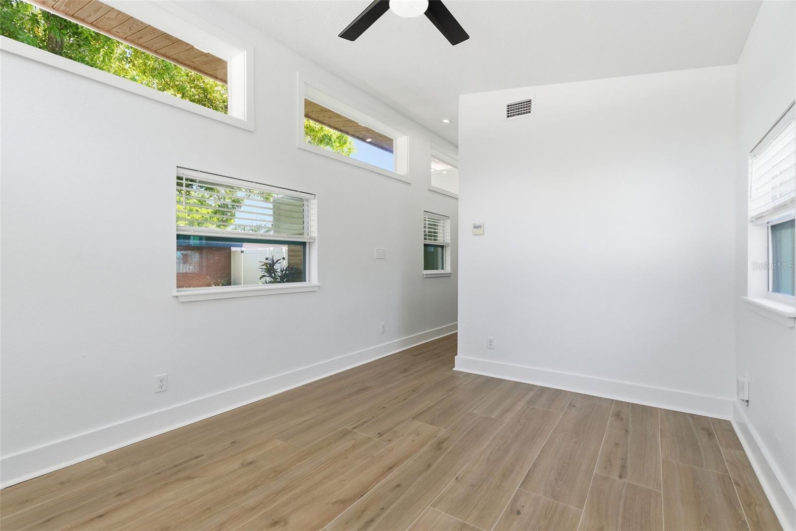 3916 IOWA AVE W, TAMPA, FL — photo 14
