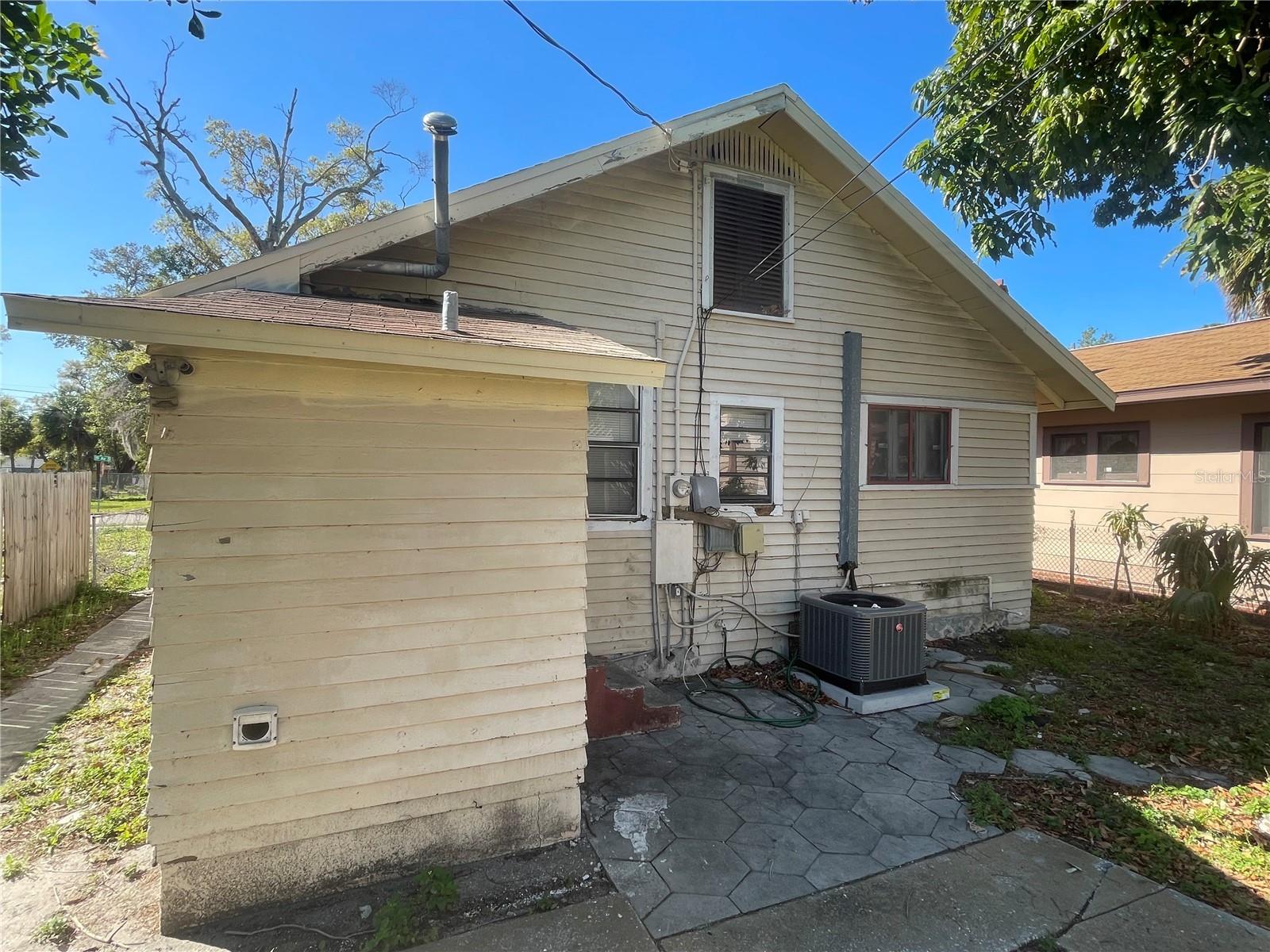 1511 19TH AVE S, ST PETERSBURG, FL — photo 6