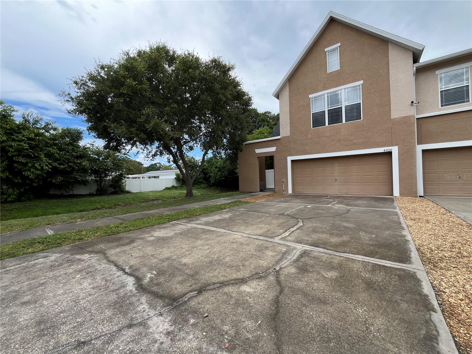 4326 TYLER CIR N, ST PETERSBURG, FL — photo 3