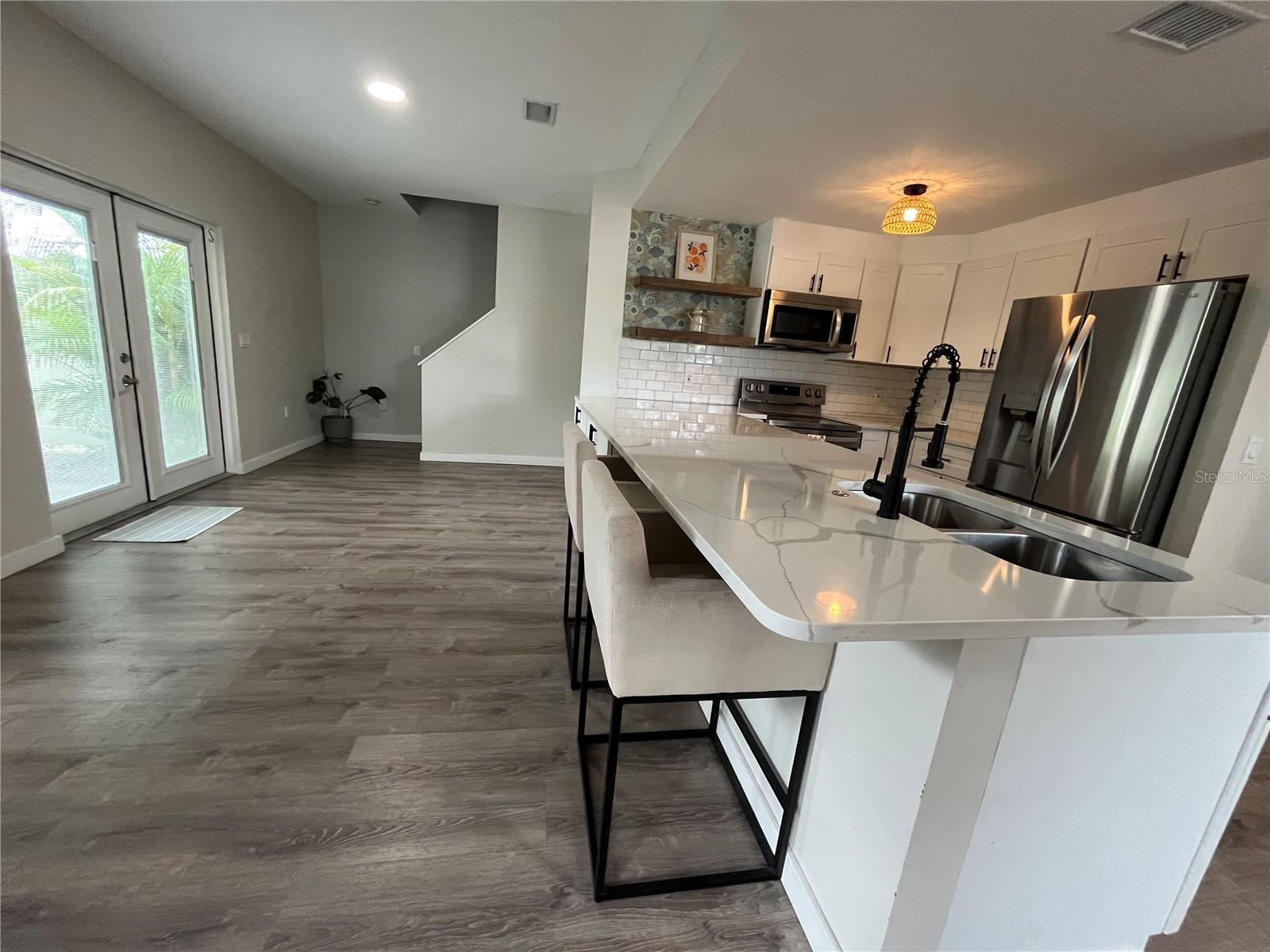 4326 TYLER CIR N, ST PETERSBURG, FL — photo 22
