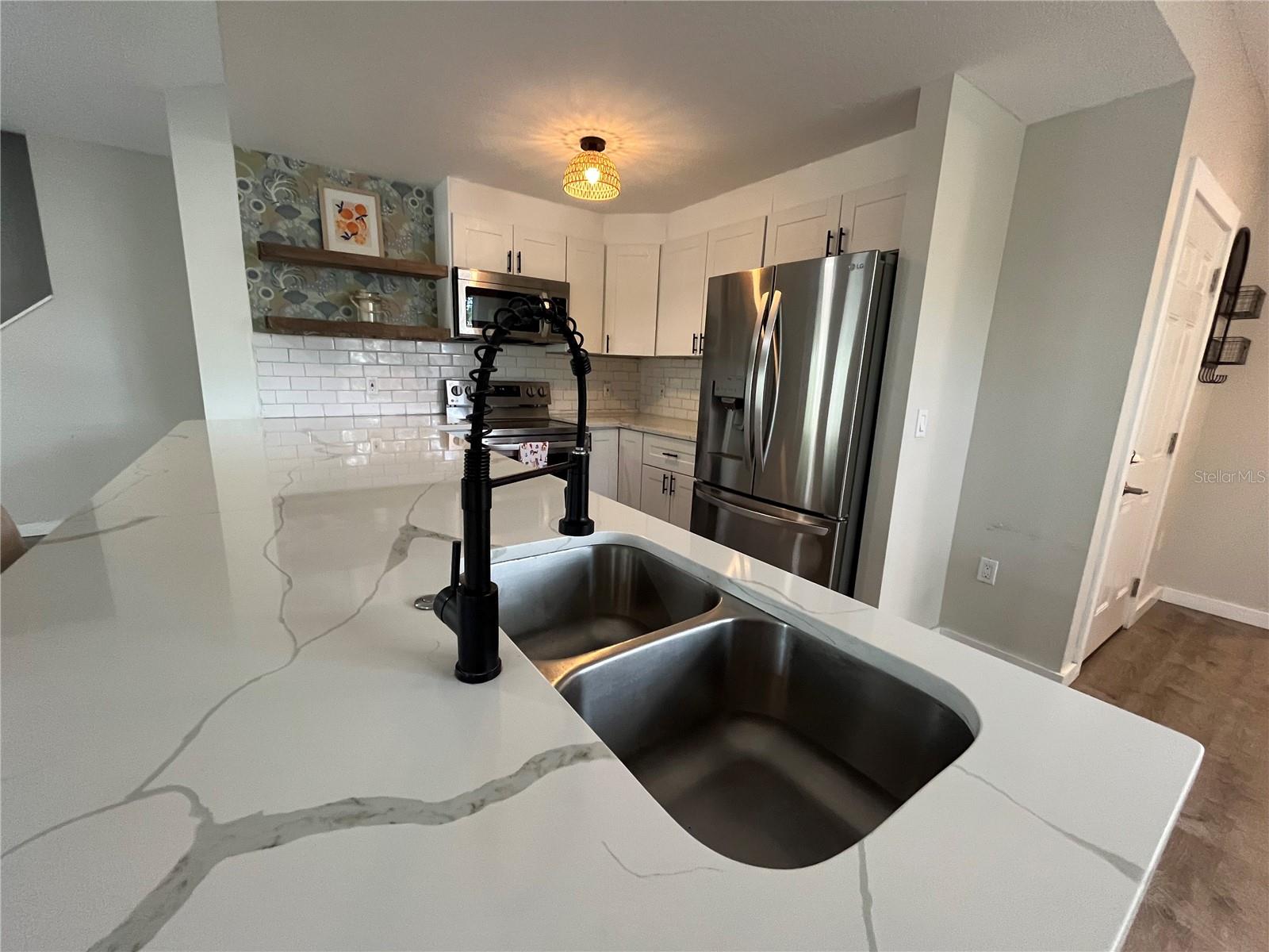 4326 TYLER CIR N, ST PETERSBURG, FL — photo 23