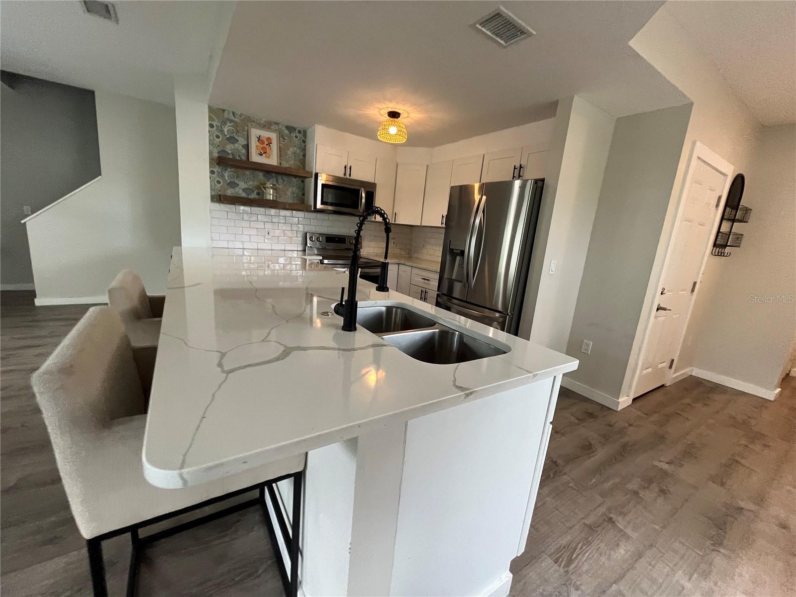4326 TYLER CIR N, ST PETERSBURG, FL — photo 24