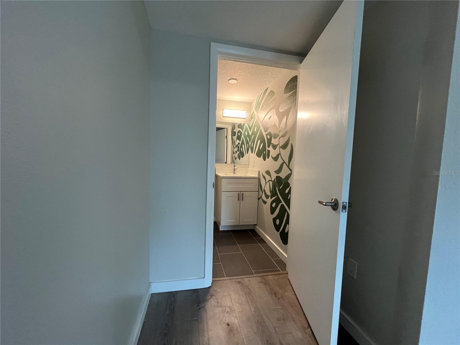 4326 TYLER CIR N, ST PETERSBURG, FL — photo 29