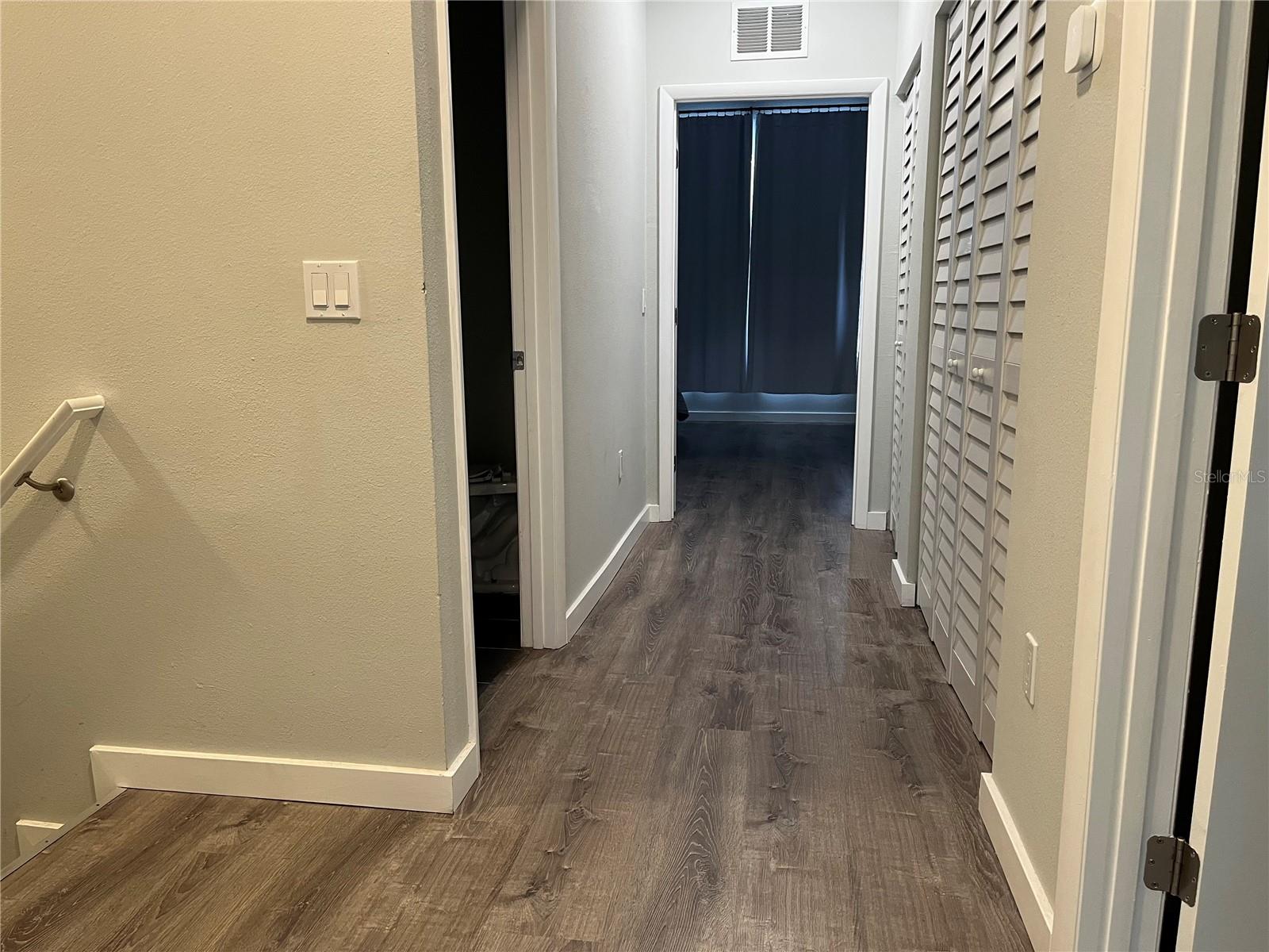 4326 TYLER CIR N, ST PETERSBURG, FL — photo 40
