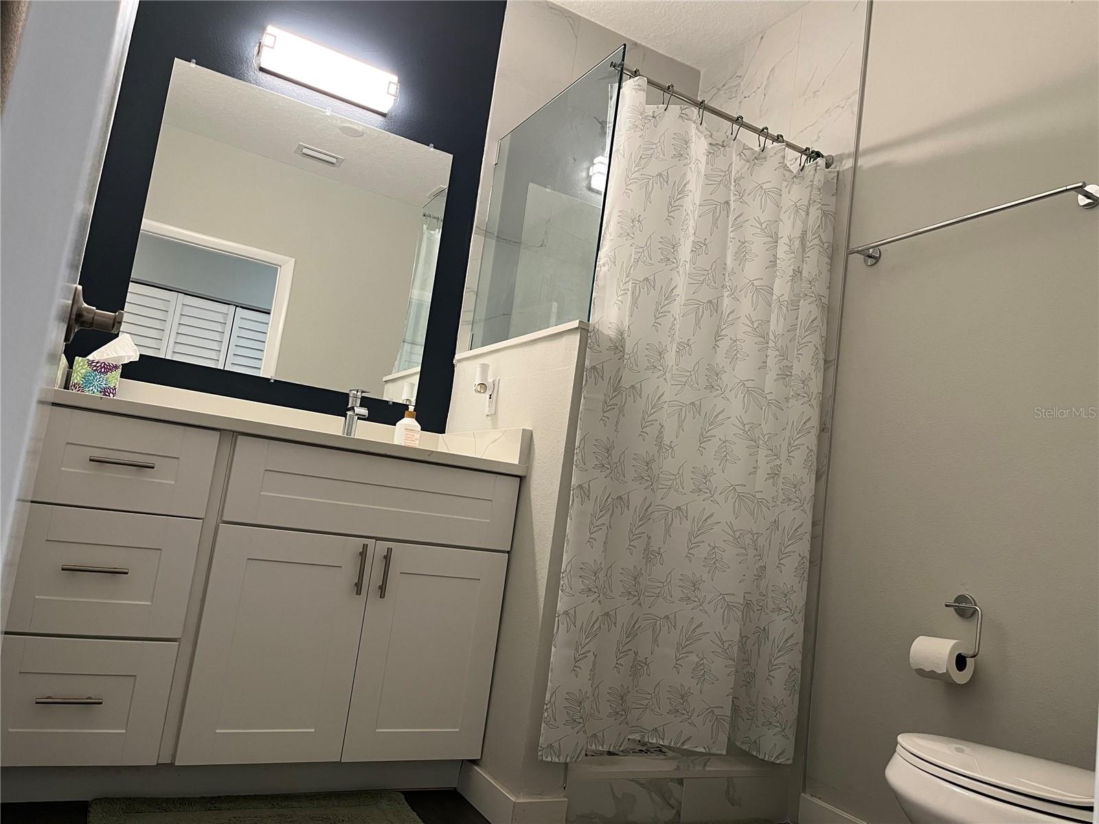 4326 TYLER CIR N, ST PETERSBURG, FL — photo 45