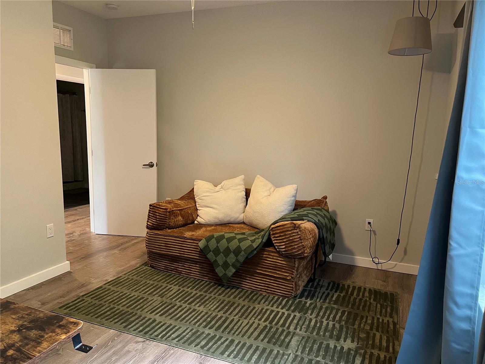 4326 TYLER CIR N, ST PETERSBURG, FL — photo 52