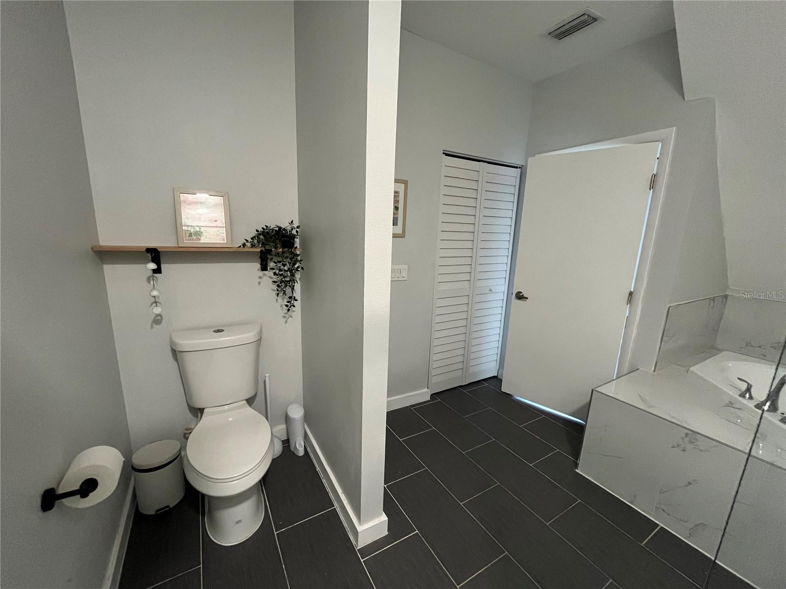 4326 TYLER CIR N, ST PETERSBURG, FL — photo 71