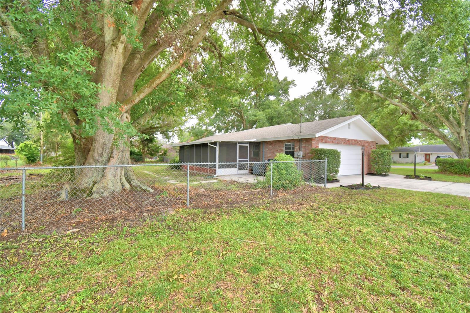 1212 LYNN AVE, AUBURNDALE, FL — photo 47