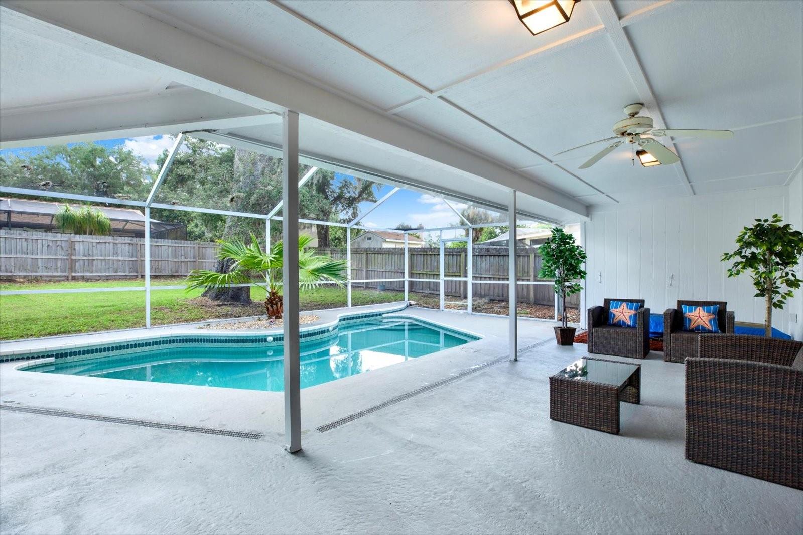 1805 TAWNEE PL, BRANDON, FL — photo 37