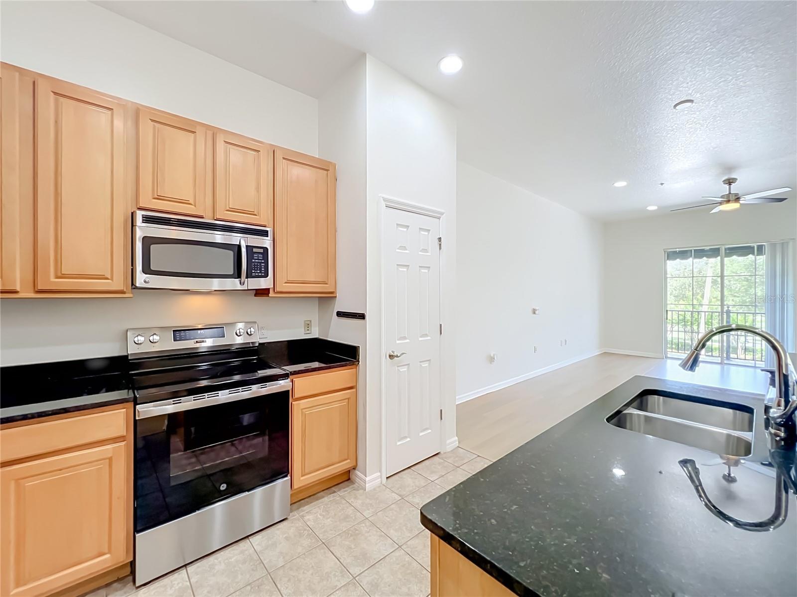 3716 AVALON PARK EAST BLVD, ORLANDO, FL — photo 11