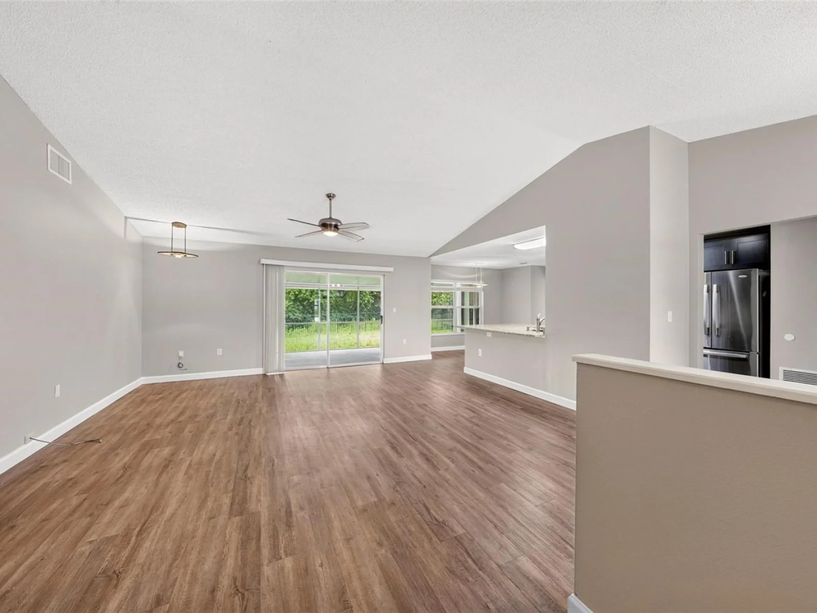 2328 CLEMENTINE TRL, CLERMONT, FL — photo 4