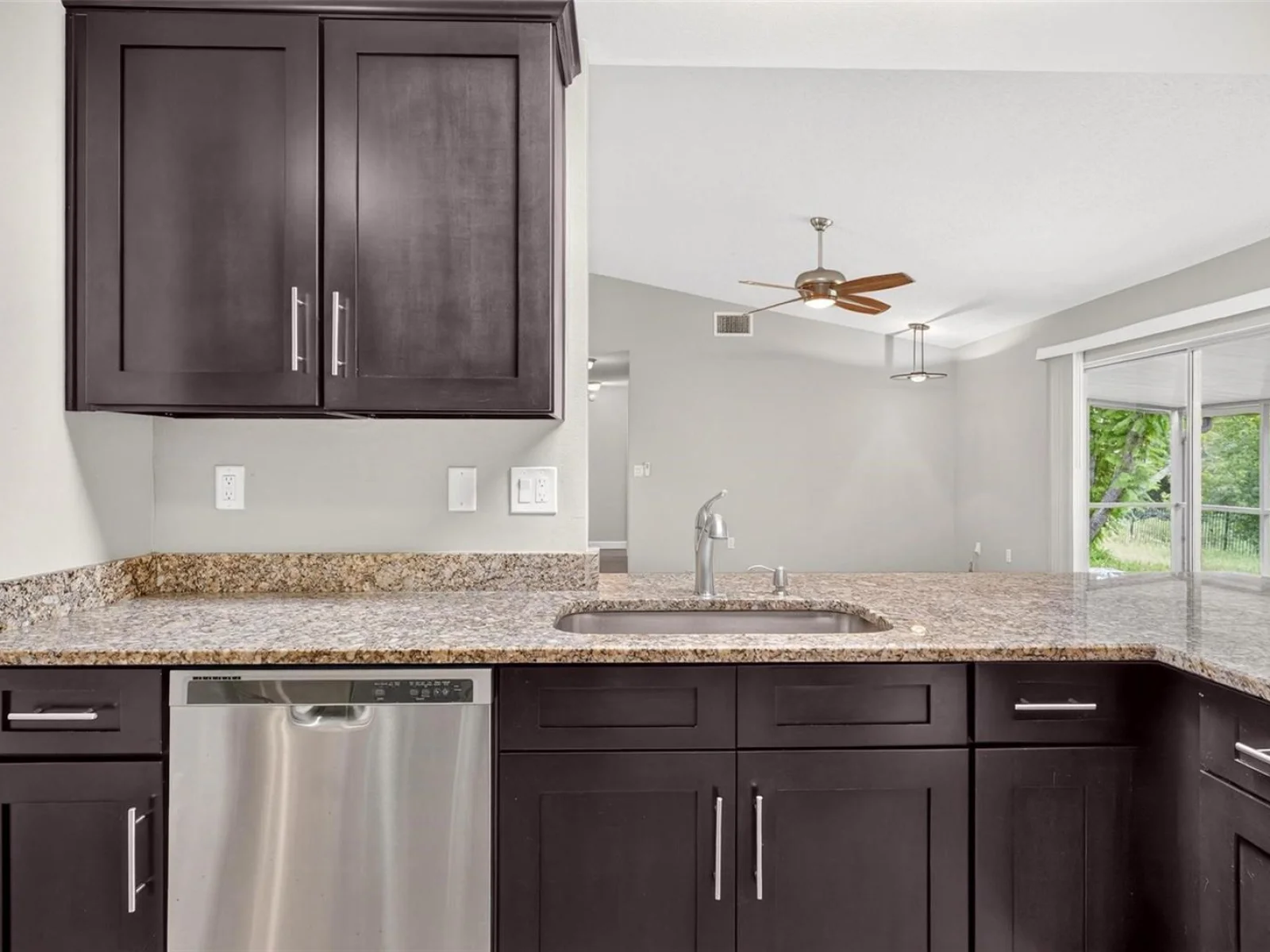 2328 CLEMENTINE TRL, CLERMONT, FL — photo 9