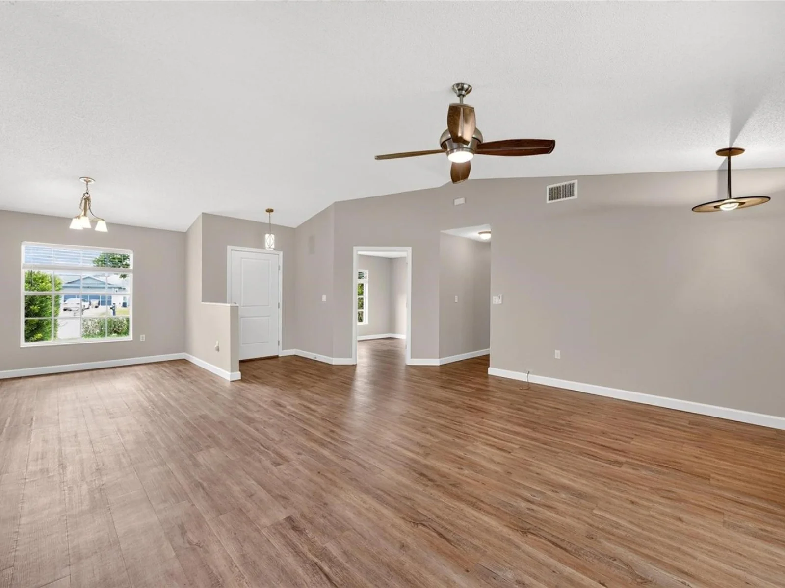 2328 CLEMENTINE TRL, CLERMONT, FL — photo 29