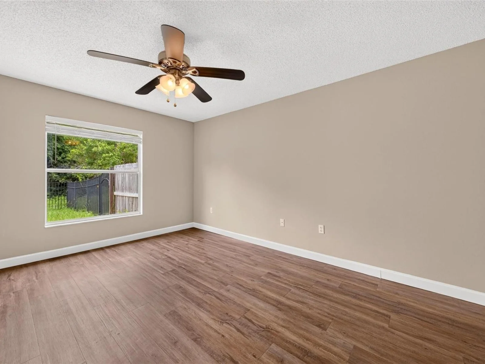 2328 CLEMENTINE TRL, CLERMONT, FL — photo 33