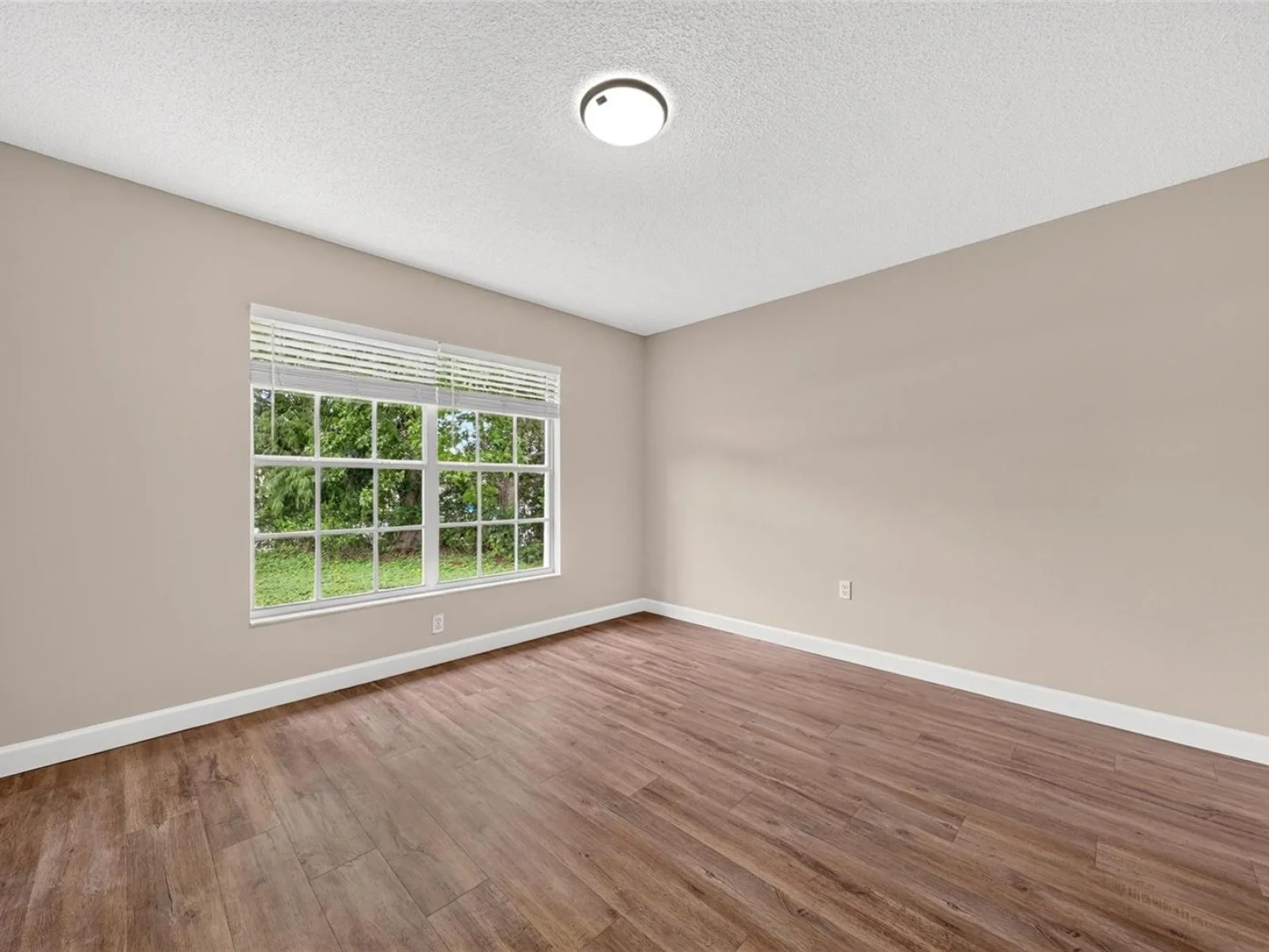 2328 CLEMENTINE TRL, CLERMONT, FL — photo 47
