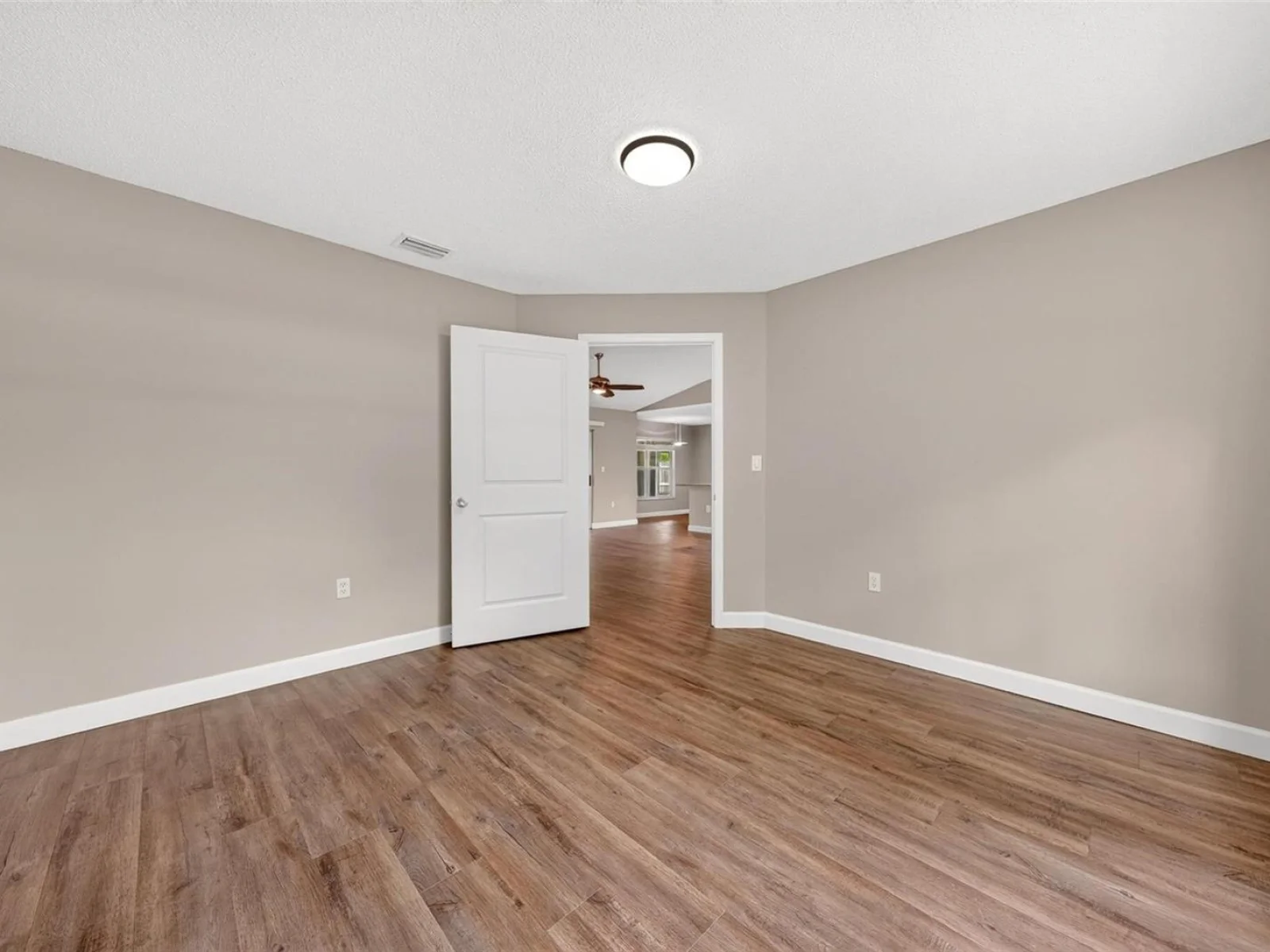 2328 CLEMENTINE TRL, CLERMONT, FL — photo 49
