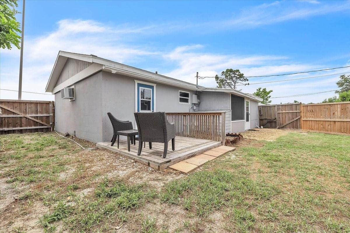 1144 PINE ST, ENGLEWOOD, FL — photo 25