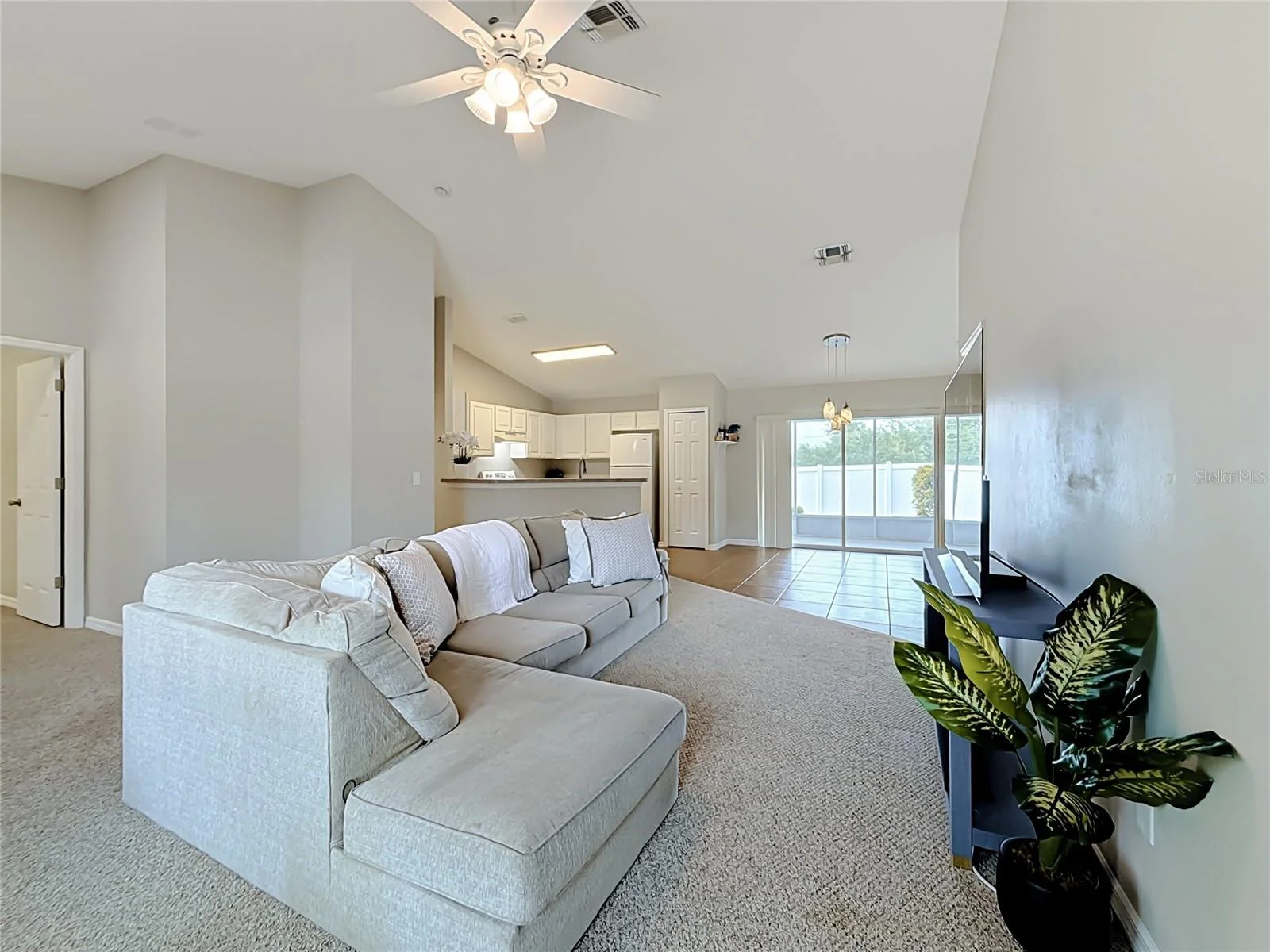 1364 HILLVIEW DR, CLERMONT, FL — photo 4