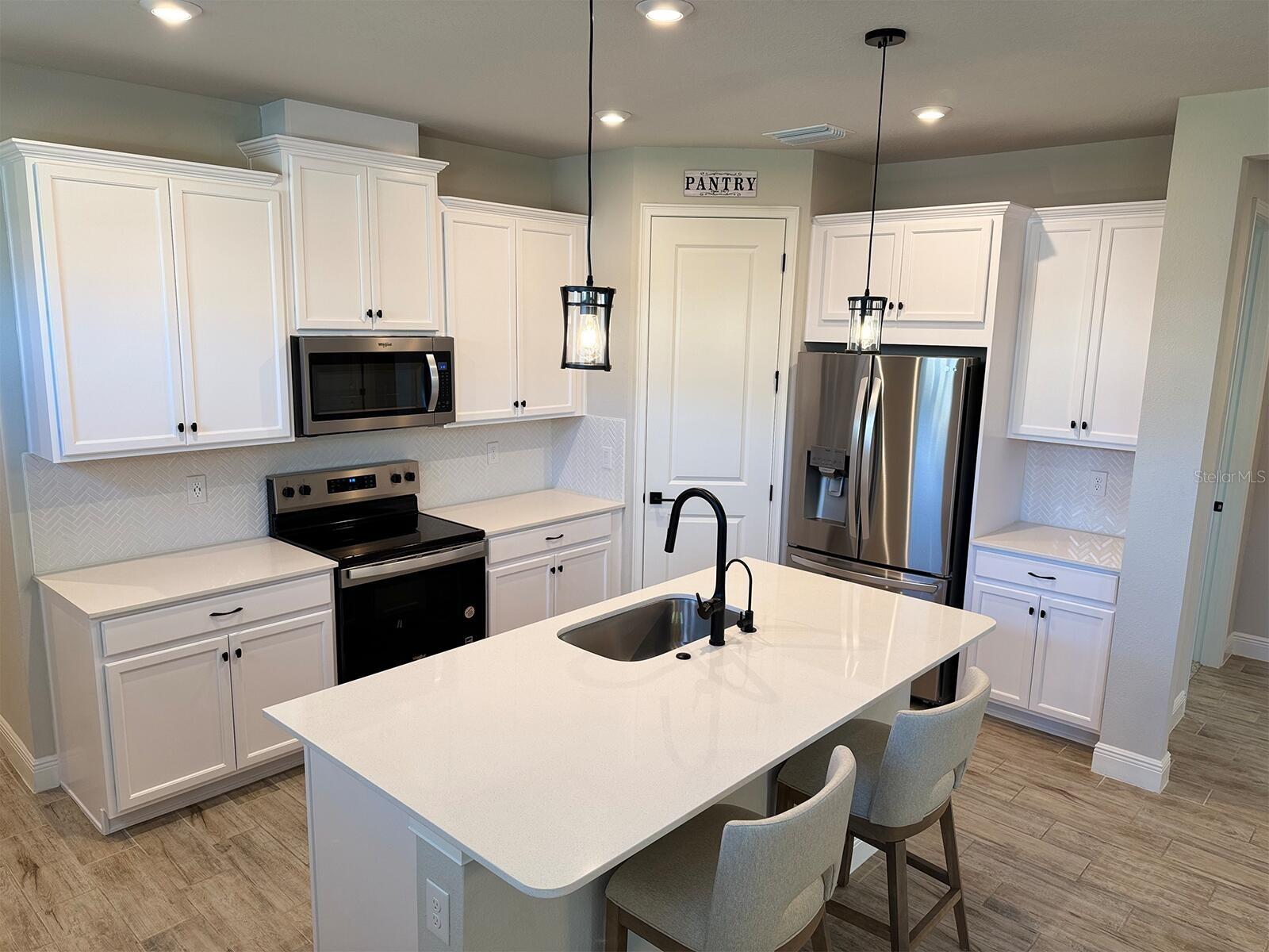 31969 ASBURY AVE, WESLEY CHAPEL, FL — photo 2