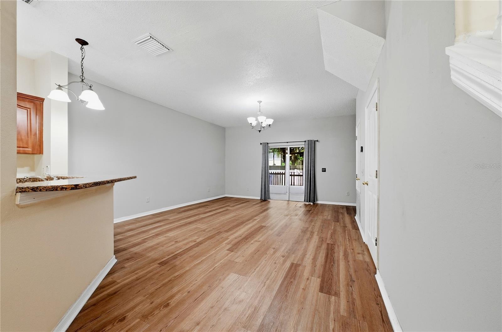 10106 BELLEVILLE PL, TAMPA, FL — photo 13