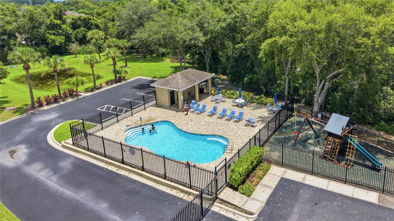 10106 BELLEVILLE PL, TAMPA, FL — photo 29