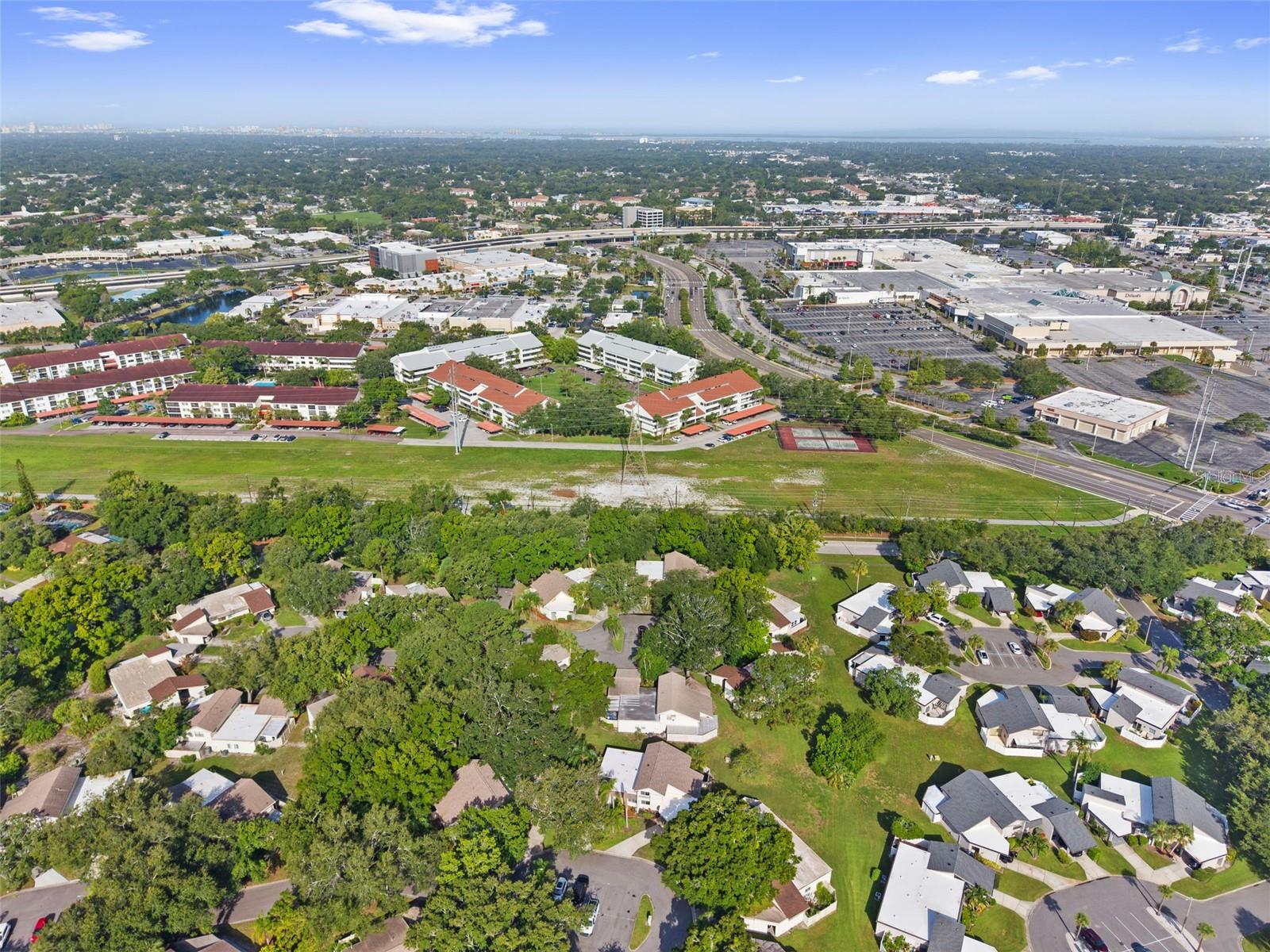 2630 CEDAR VIEW CT #0, CLEARWATER, FL — photo 37