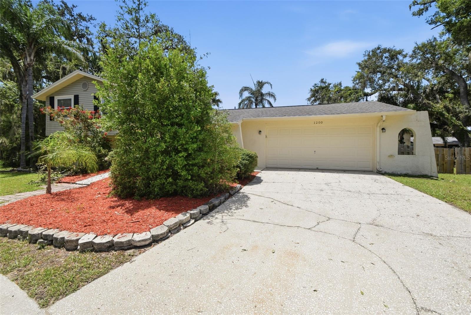 1200 LAKE VALRICO LN, VALRICO, FL — photo 6