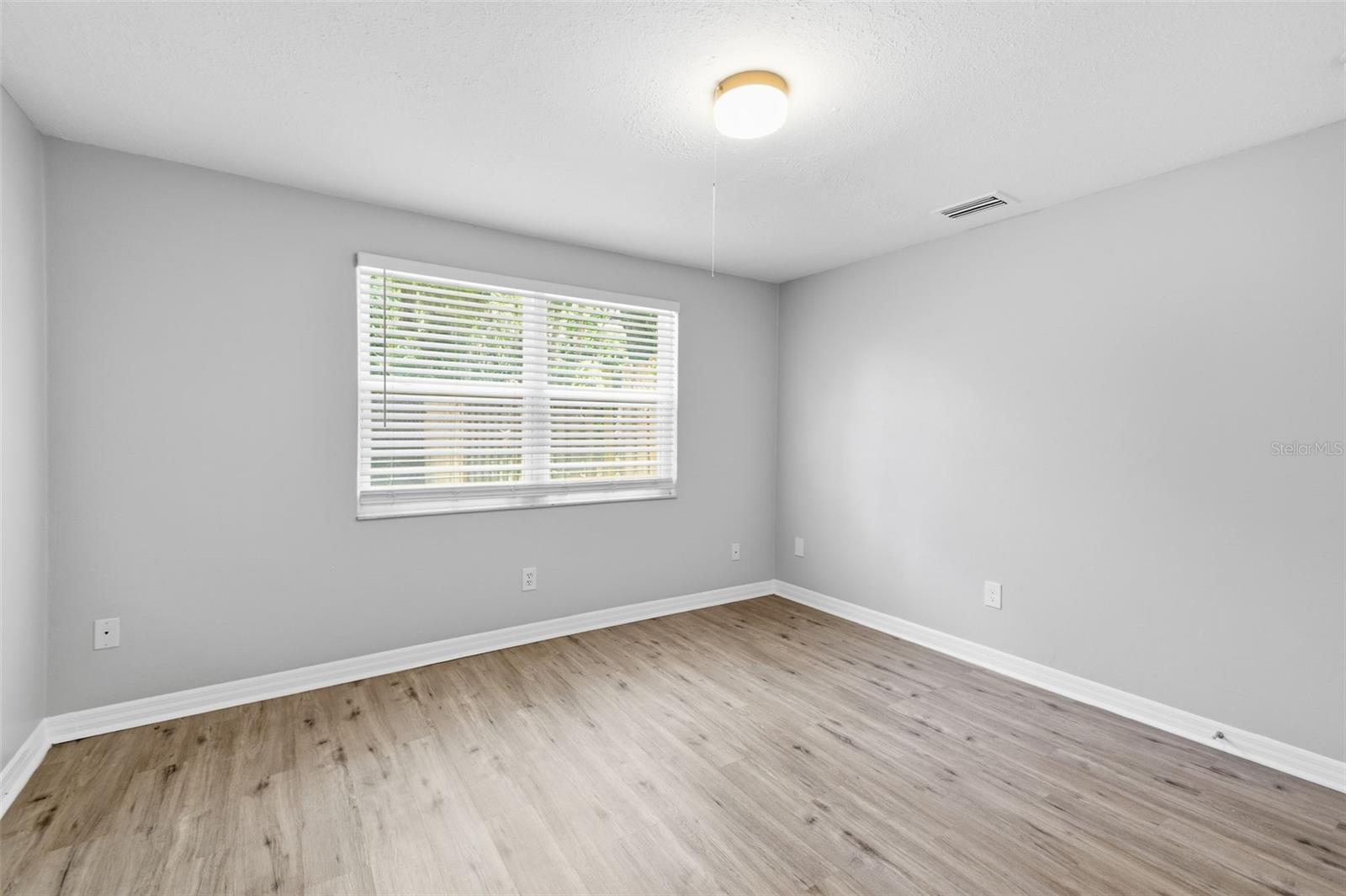 1200 LAKE VALRICO LN, VALRICO, FL — photo 30