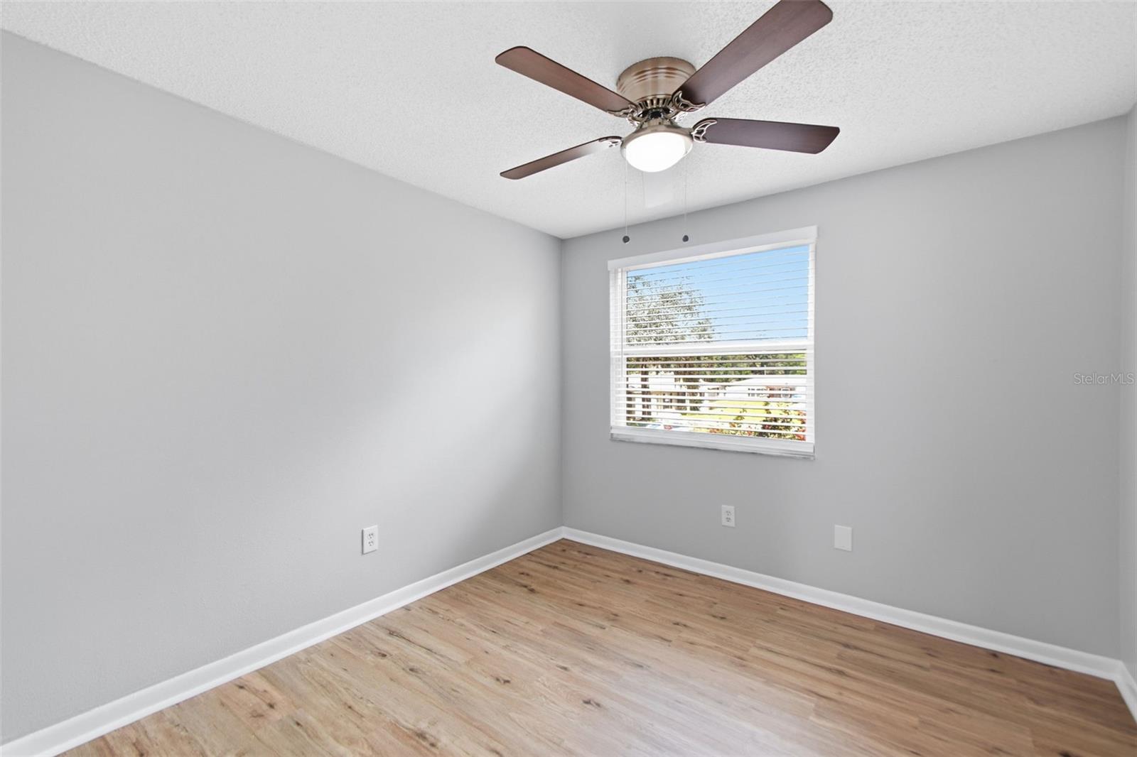 1200 LAKE VALRICO LN, VALRICO, FL — photo 33
