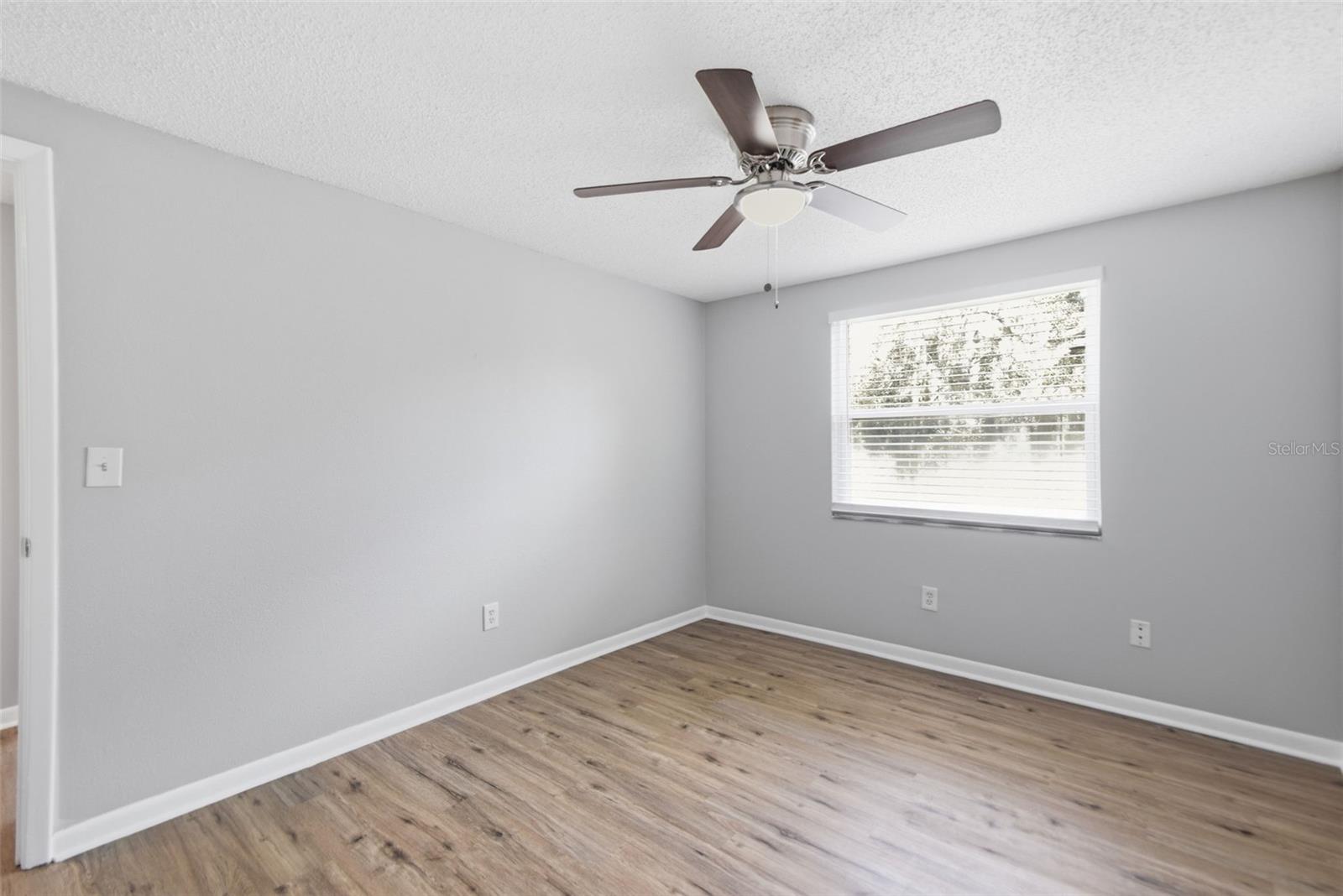 1200 LAKE VALRICO LN, VALRICO, FL — photo 37