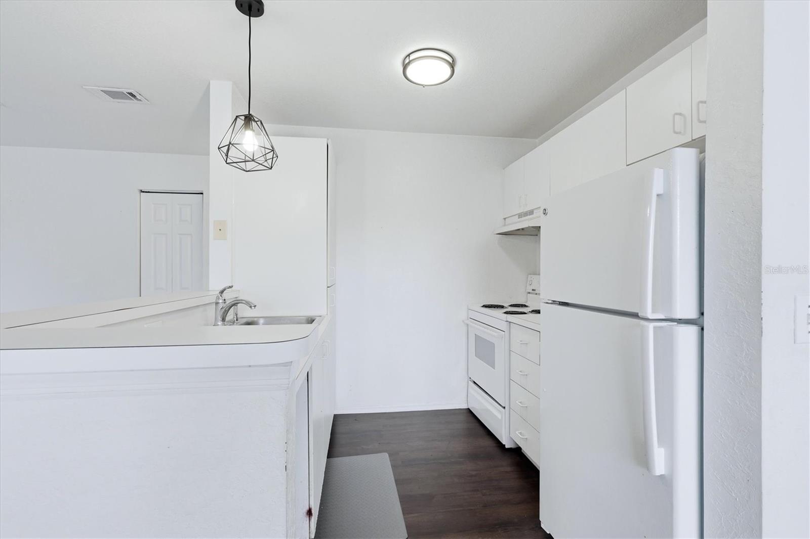 850 S TAMIAMI TRL #224, SARASOTA, FL — photo 14