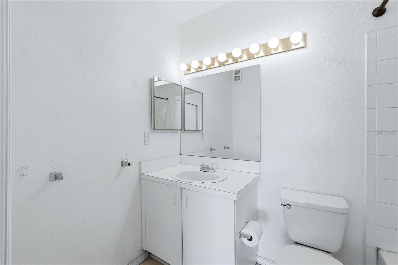 850 S TAMIAMI TRL #224, SARASOTA, FL — photo 19