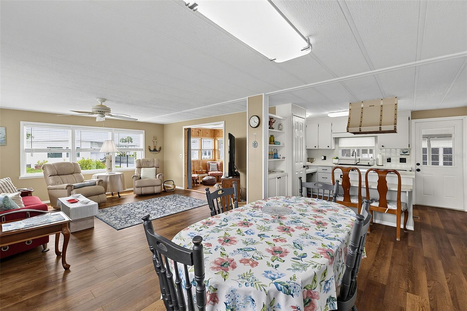 248 LA ROSAS, NORTH PORT, FL — photo 9