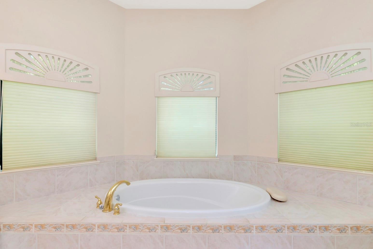 2012 ISLAND ESTATES DR, PARRISH, FL — photo 21