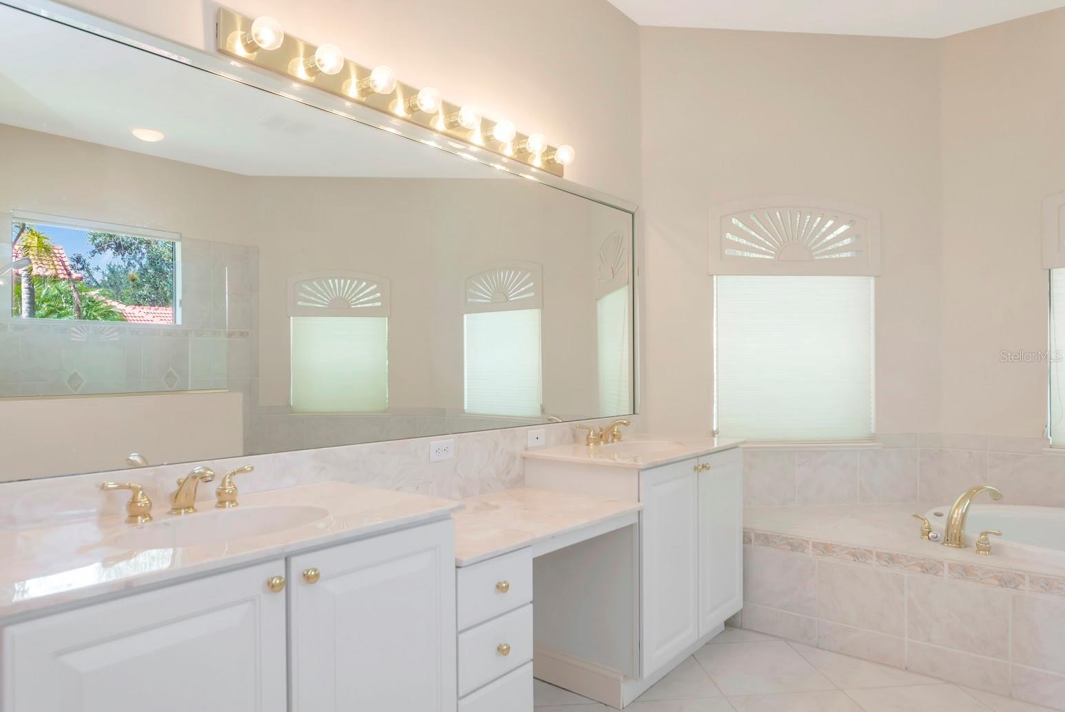2012 ISLAND ESTATES DR, PARRISH, FL — photo 22
