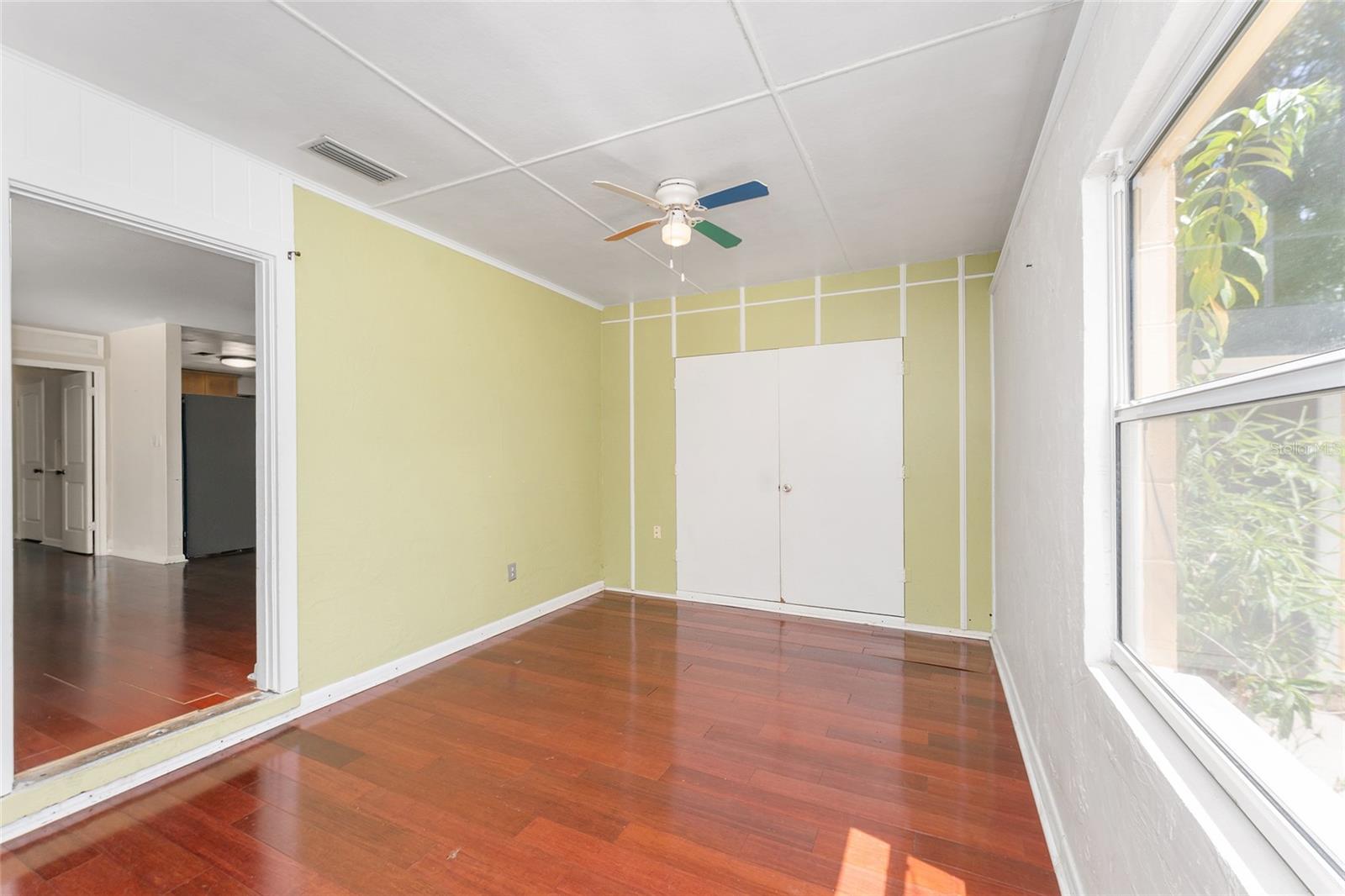 1038 NE 14TH AVE, GAINESVILLE, FL — photo 9