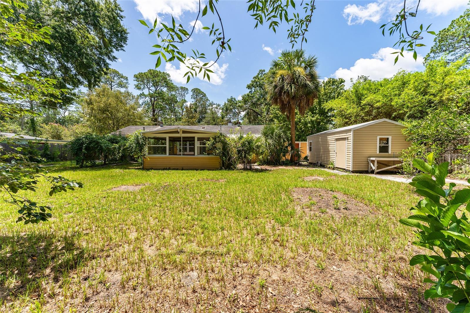 1038 NE 14TH AVE, GAINESVILLE, FL — photo 37