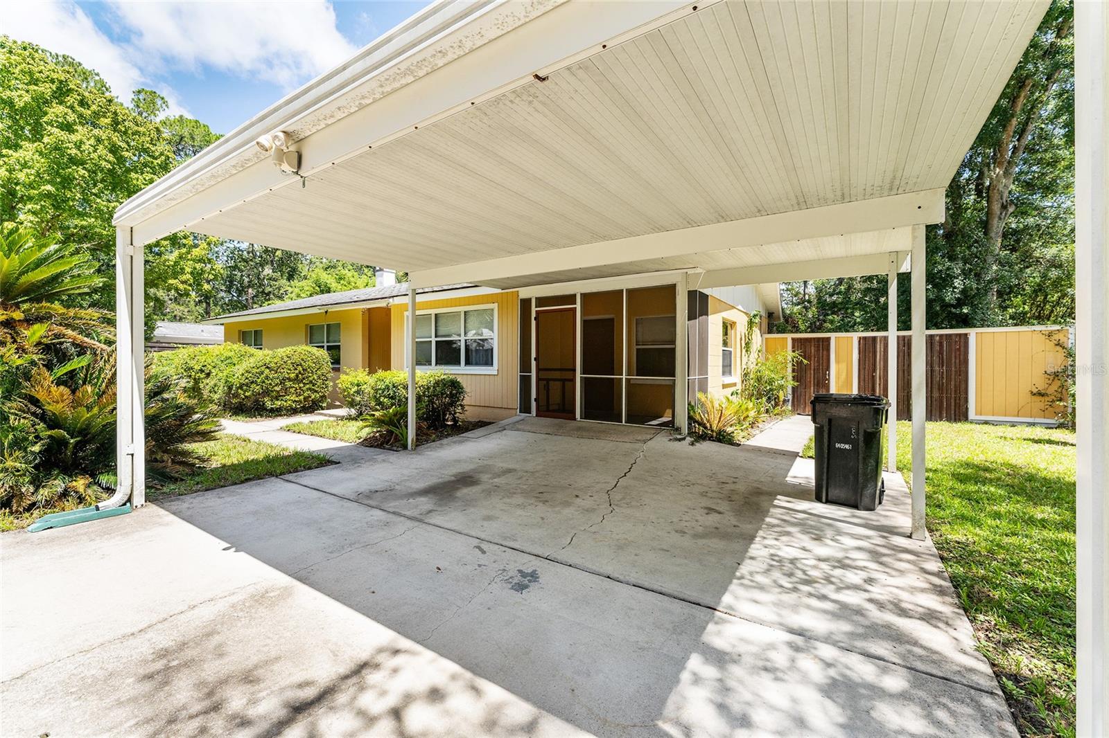 1038 NE 14TH AVE, GAINESVILLE, FL — photo 40