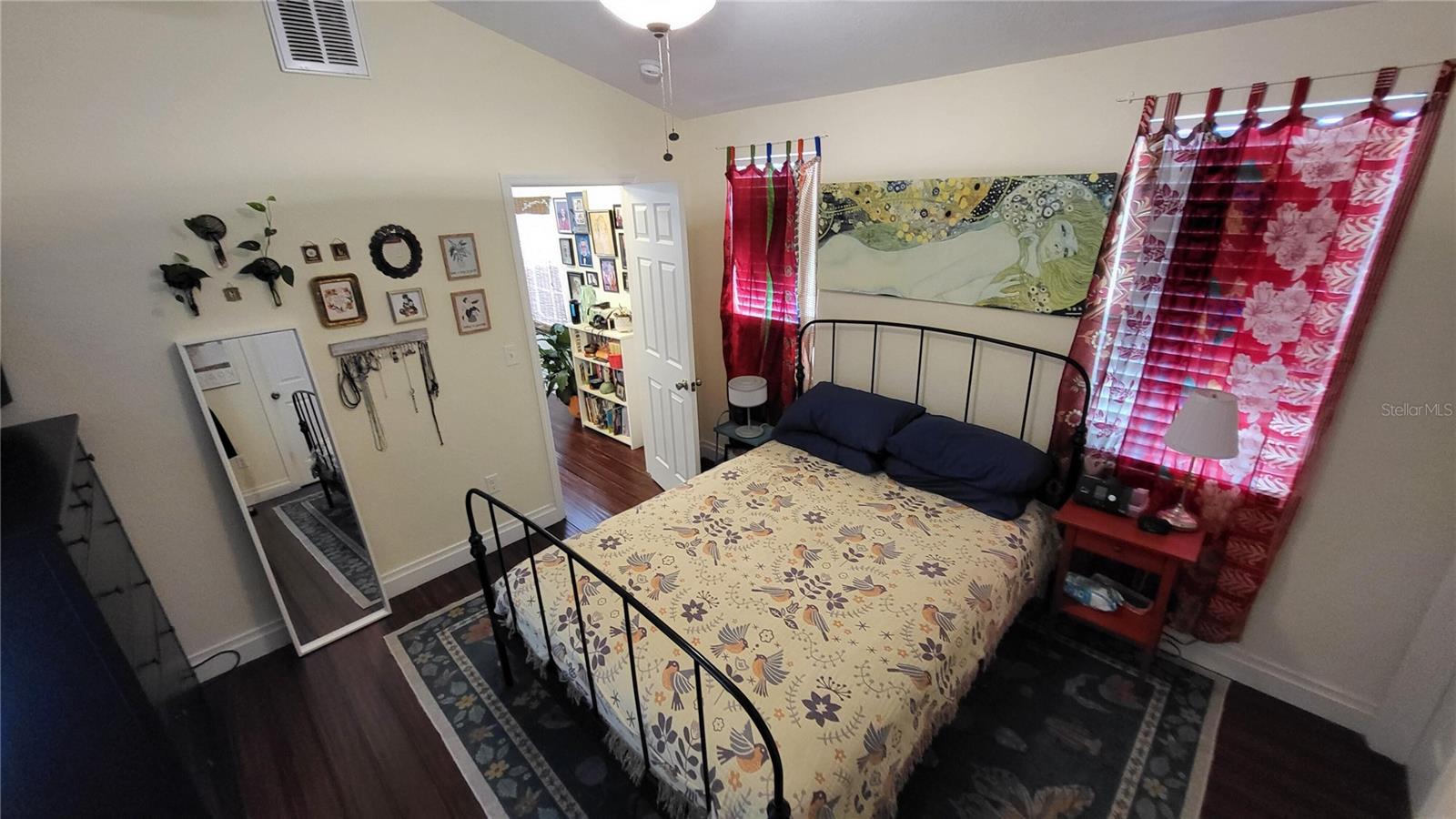 919 W WOODLAWN AVE, TAMPA, FL — photo 19