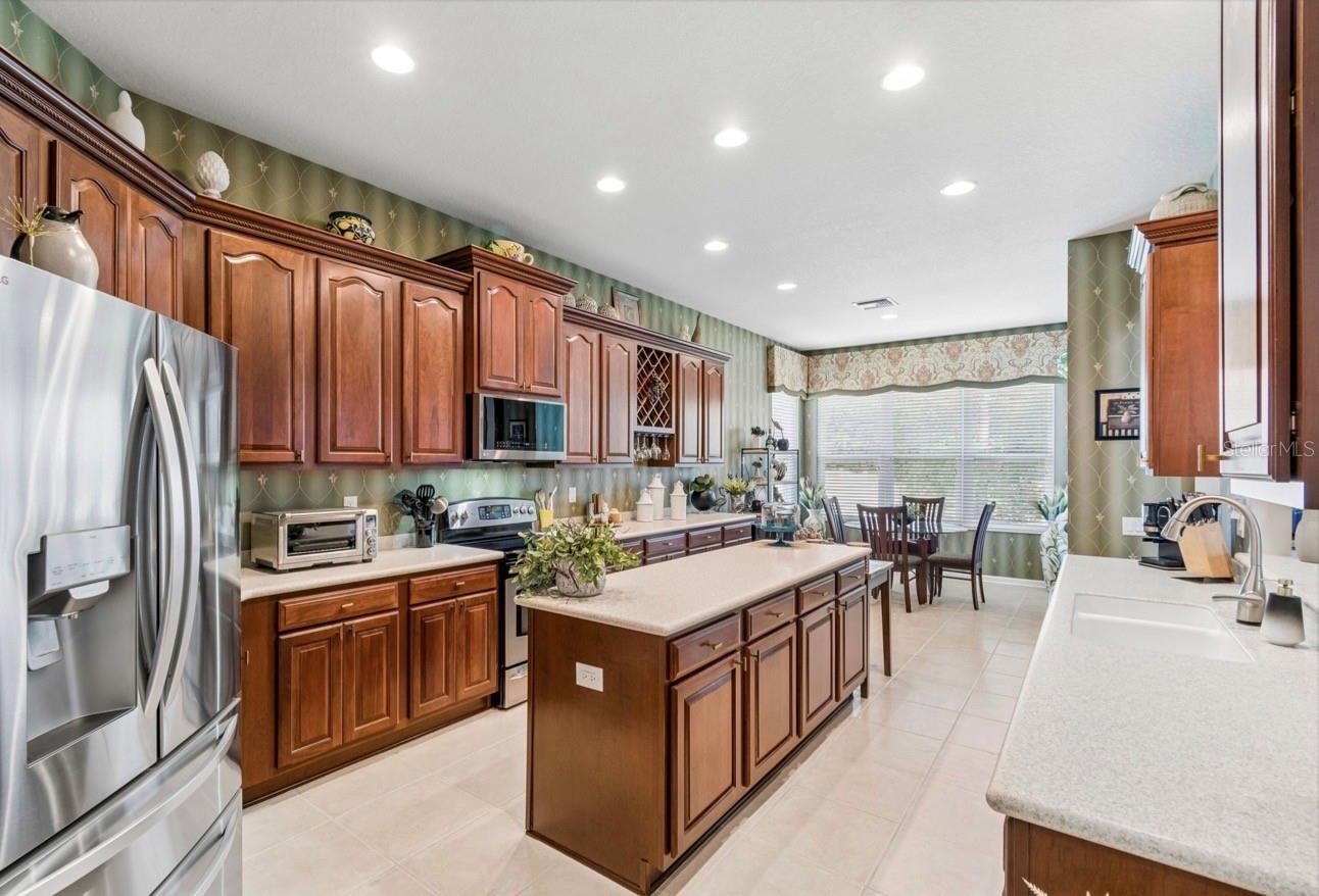 13800 CREST LAKE DR, HUDSON, FL — photo 4