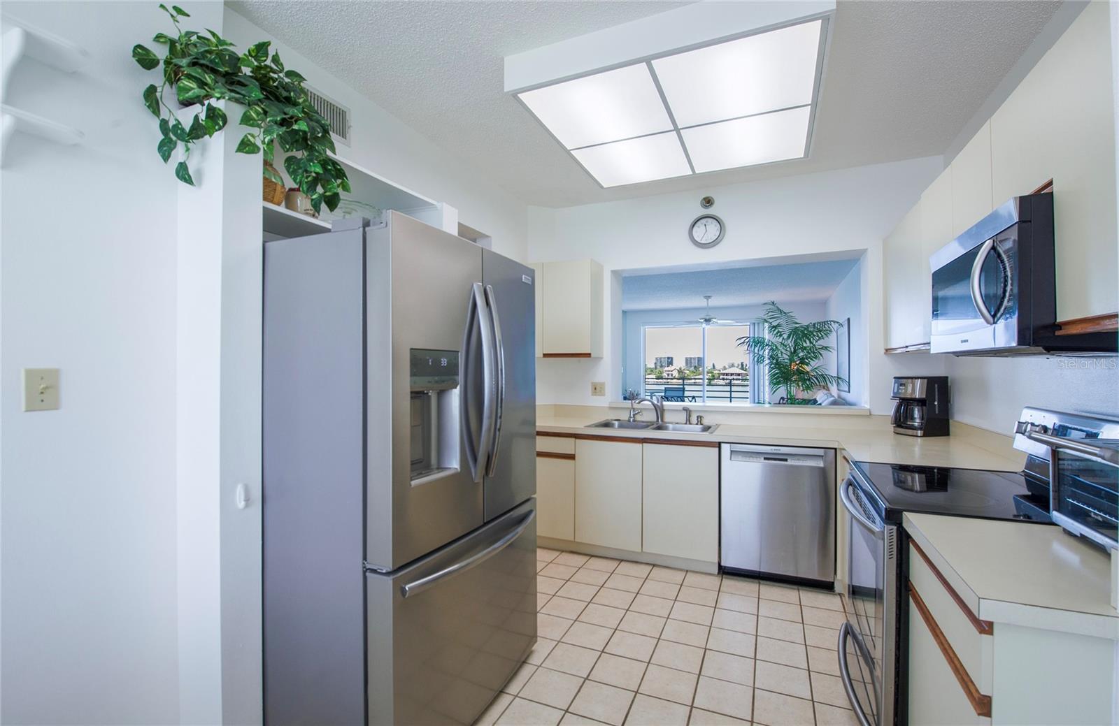 7984 SAILBOAT KEY BLVD S #303, ST PETERSBURG, FL — photo 14