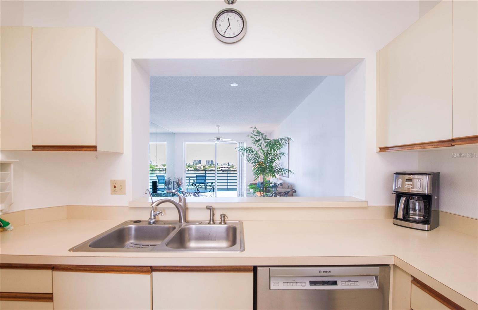7984 SAILBOAT KEY BLVD S #303, ST PETERSBURG, FL — photo 15