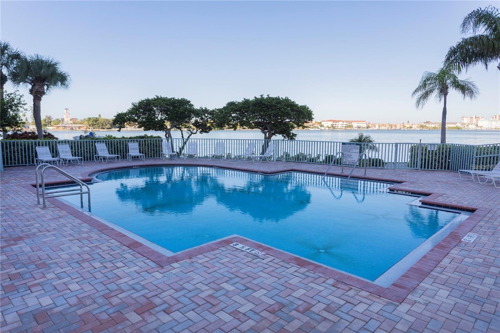 7984 SAILBOAT KEY BLVD S #303, ST PETERSBURG, FL — photo 31