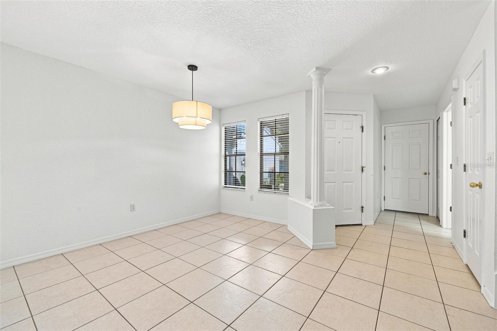 4176 BRENTWOOD PARK CIR, TAMPA, FL — photo 10