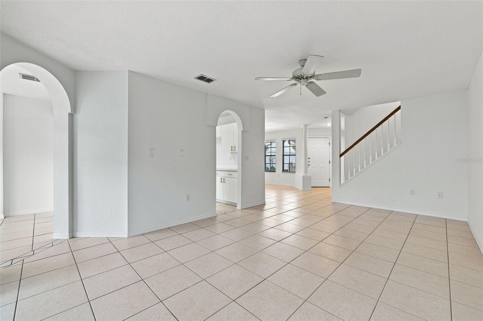 4176 BRENTWOOD PARK CIR, TAMPA, FL — photo 12