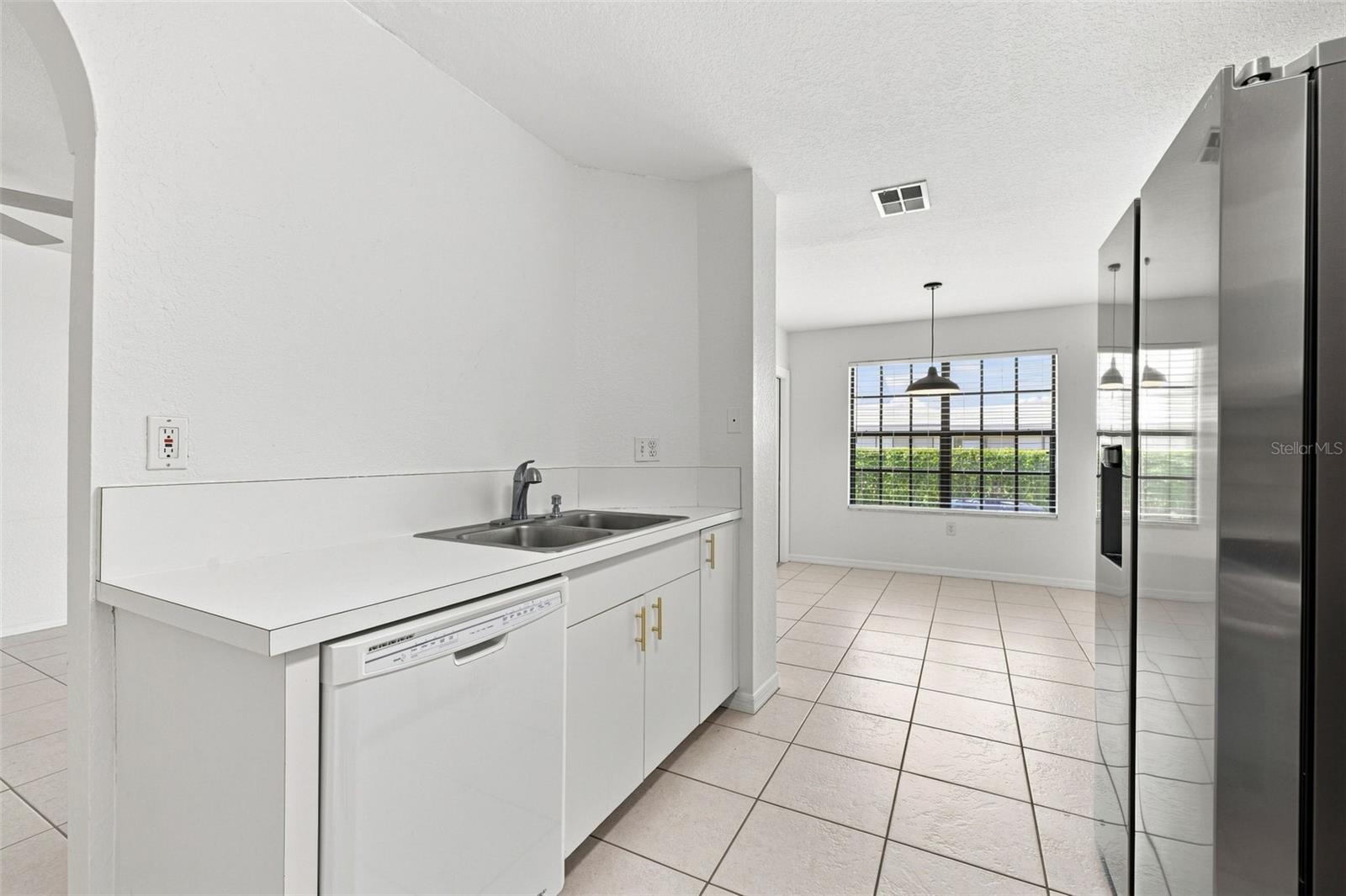 4176 BRENTWOOD PARK CIR, TAMPA, FL — photo 15
