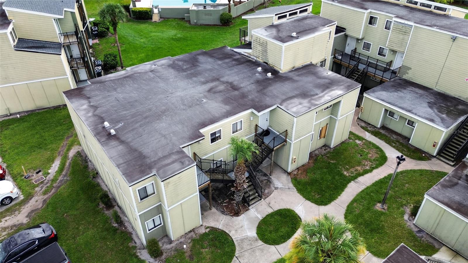 145 SCOTTSDALE SQ, WINTER PARK, FL — photo 2