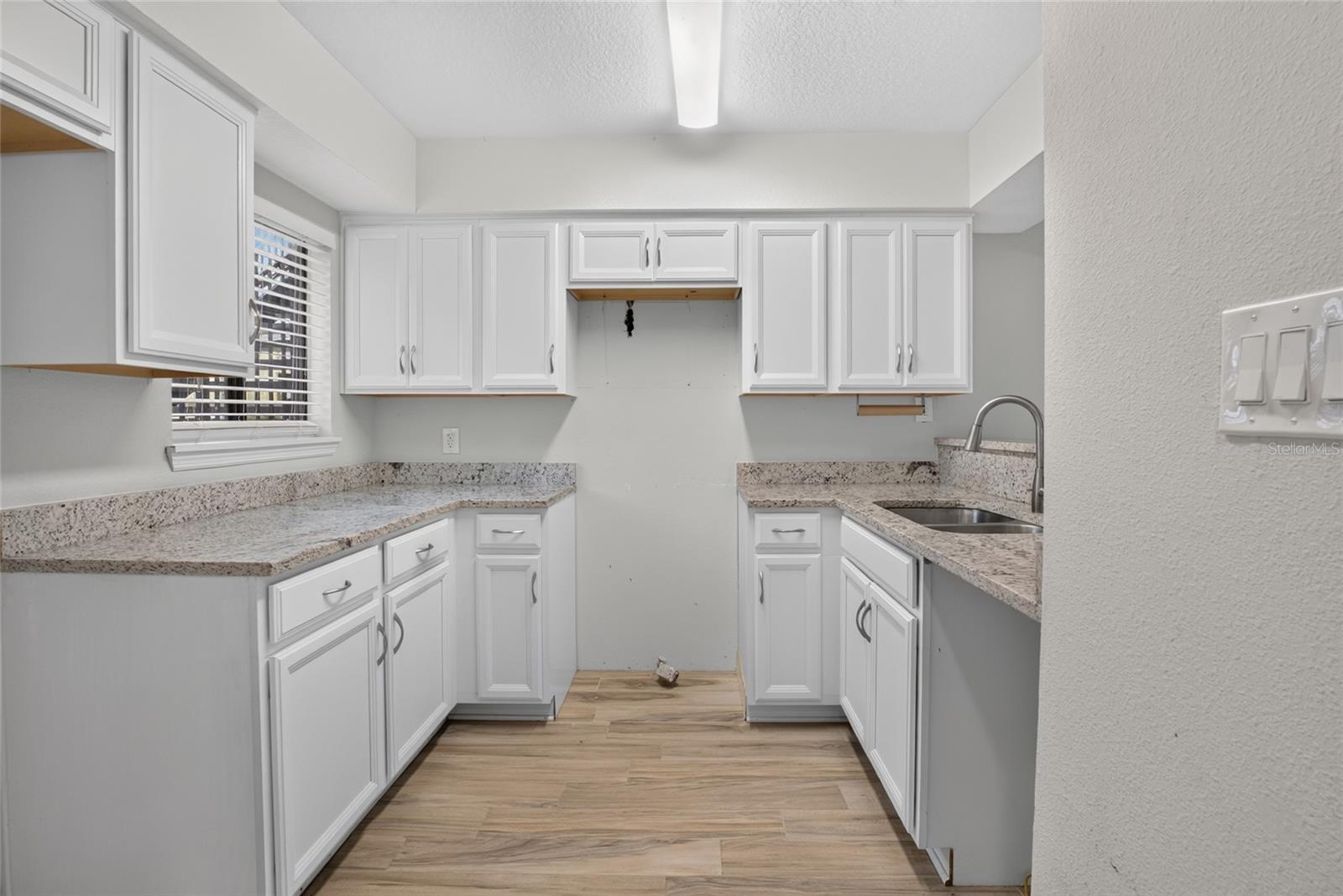 145 SCOTTSDALE SQ, WINTER PARK, FL — photo 5