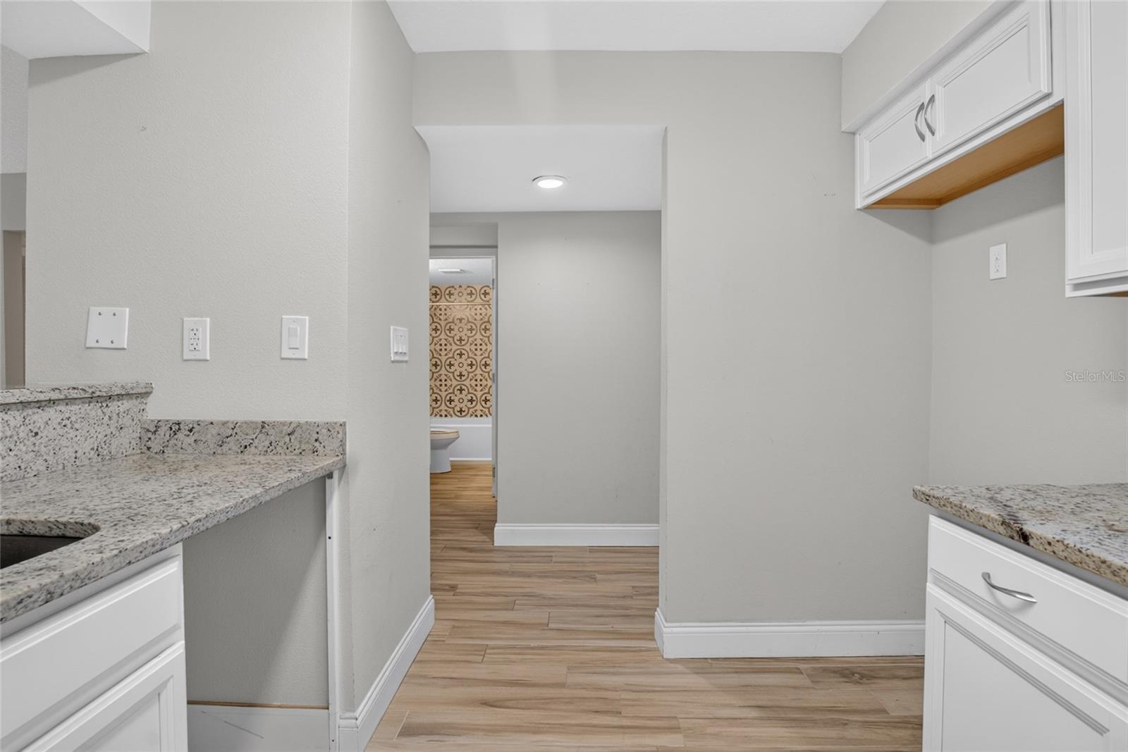 145 SCOTTSDALE SQ, WINTER PARK, FL — photo 7